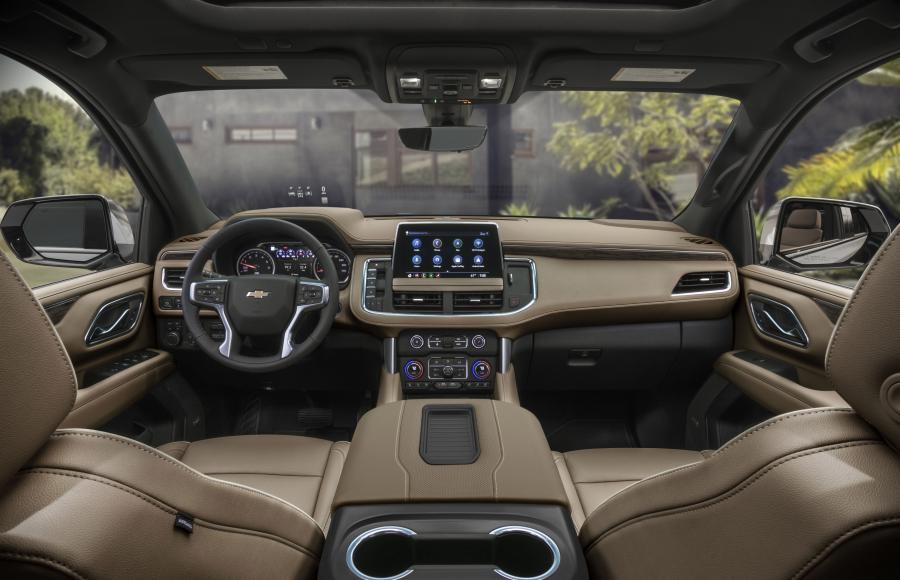 Торпедо Chevrolet Suburban High Country 2020 года  (фото 4 из 21)